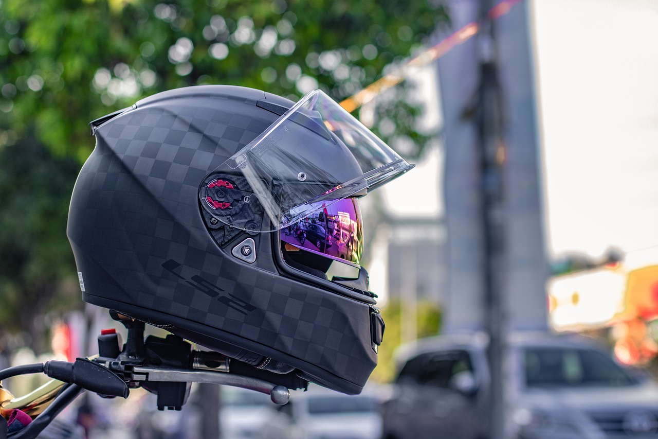 Leiser Motorradhelm 2020